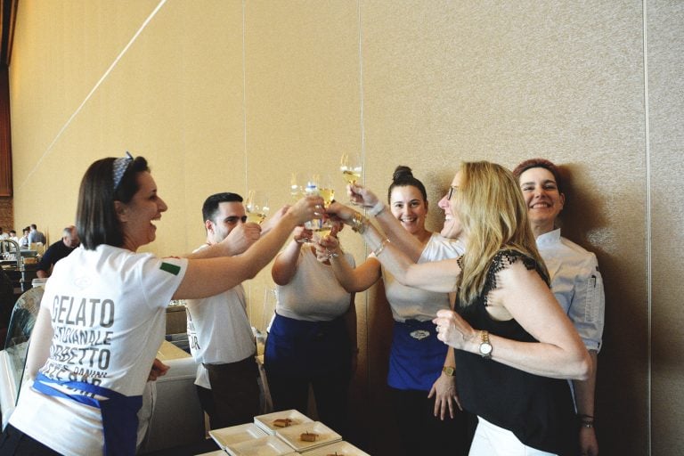 d'oro team at 2020 vancouver wine fest