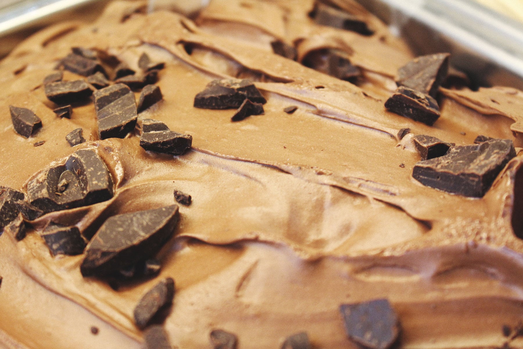 chocolate gelato with chocolate pieces