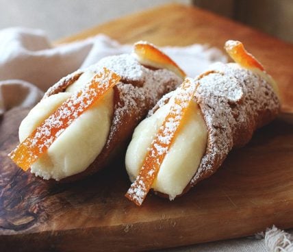 cannoli by d'oro gelato e caffè