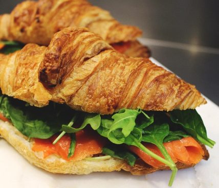 d'oro gelato e caffè salmon croissant